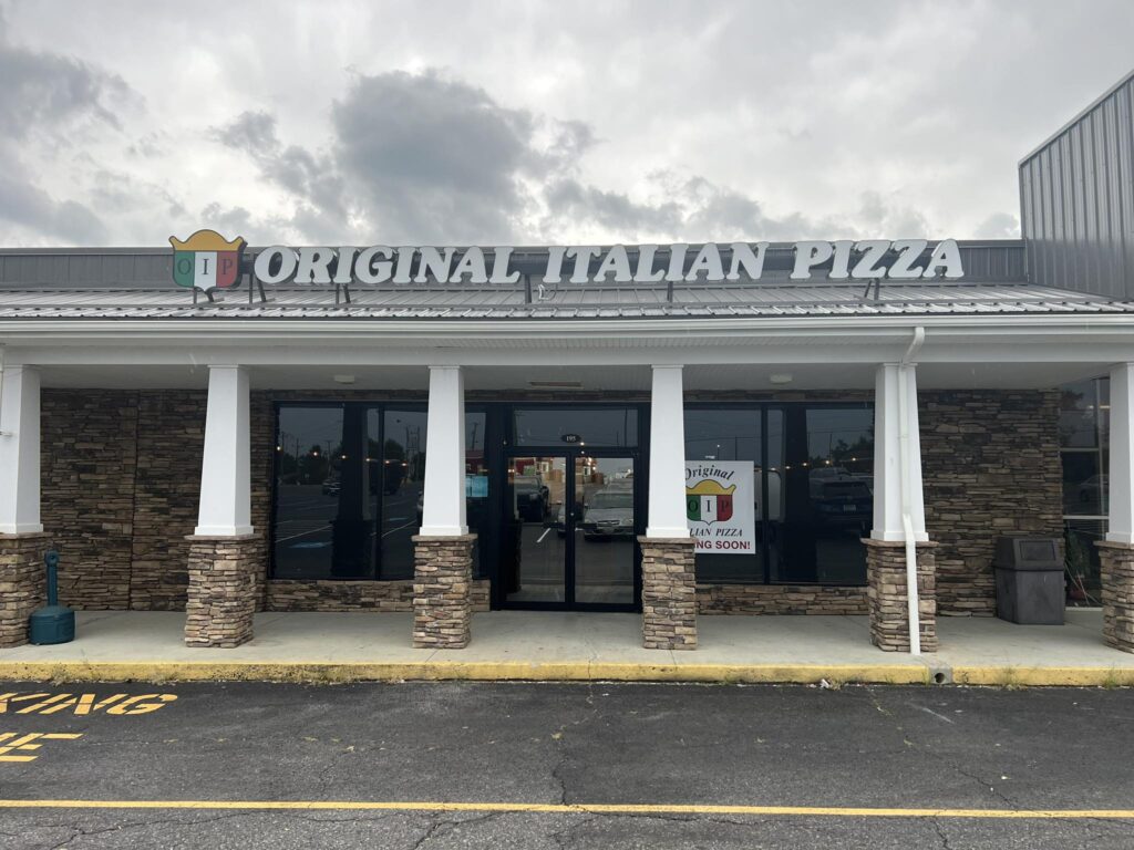 OIP Italian Pizza